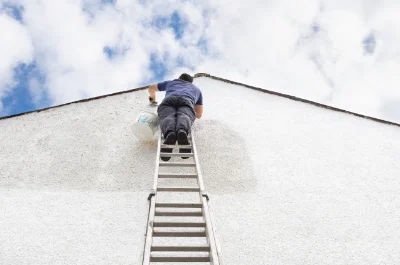 Peinture extérieure à Valaurie — façades et ravalement